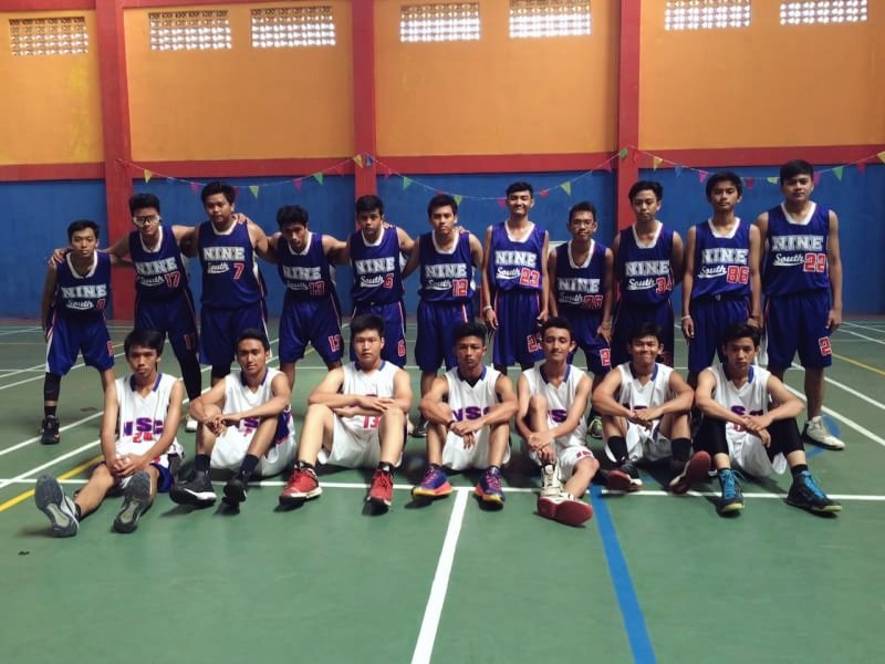 TMCup16's tweet photo. Pertandingan basket putra selanjutnya adalah SMAN 1 Tangsel vs SMAN 9 Tangsel!👬🙌🏀 https://t.co/YCPZRv7xcr
