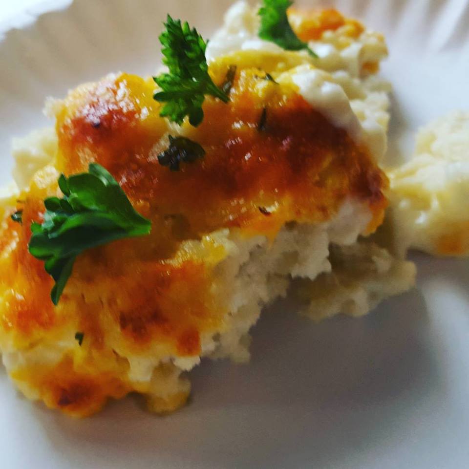 SandrasCooking's tweet photo. Sandra's Breakfast Layered Casserole: 
biscuits country gravy,eggs, veggies, topped with grated cheddar cheese..WOW! https://t.co/3siYH6fiS0