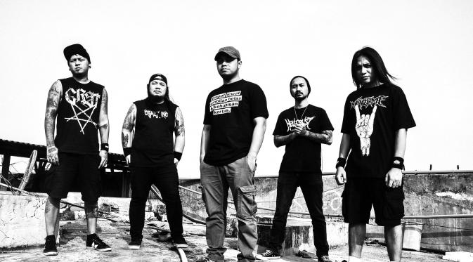 Hellcrust Buktikan Eksistensi Lewat Album Kedua showbiz.liputan6.com/read/2411516/h…