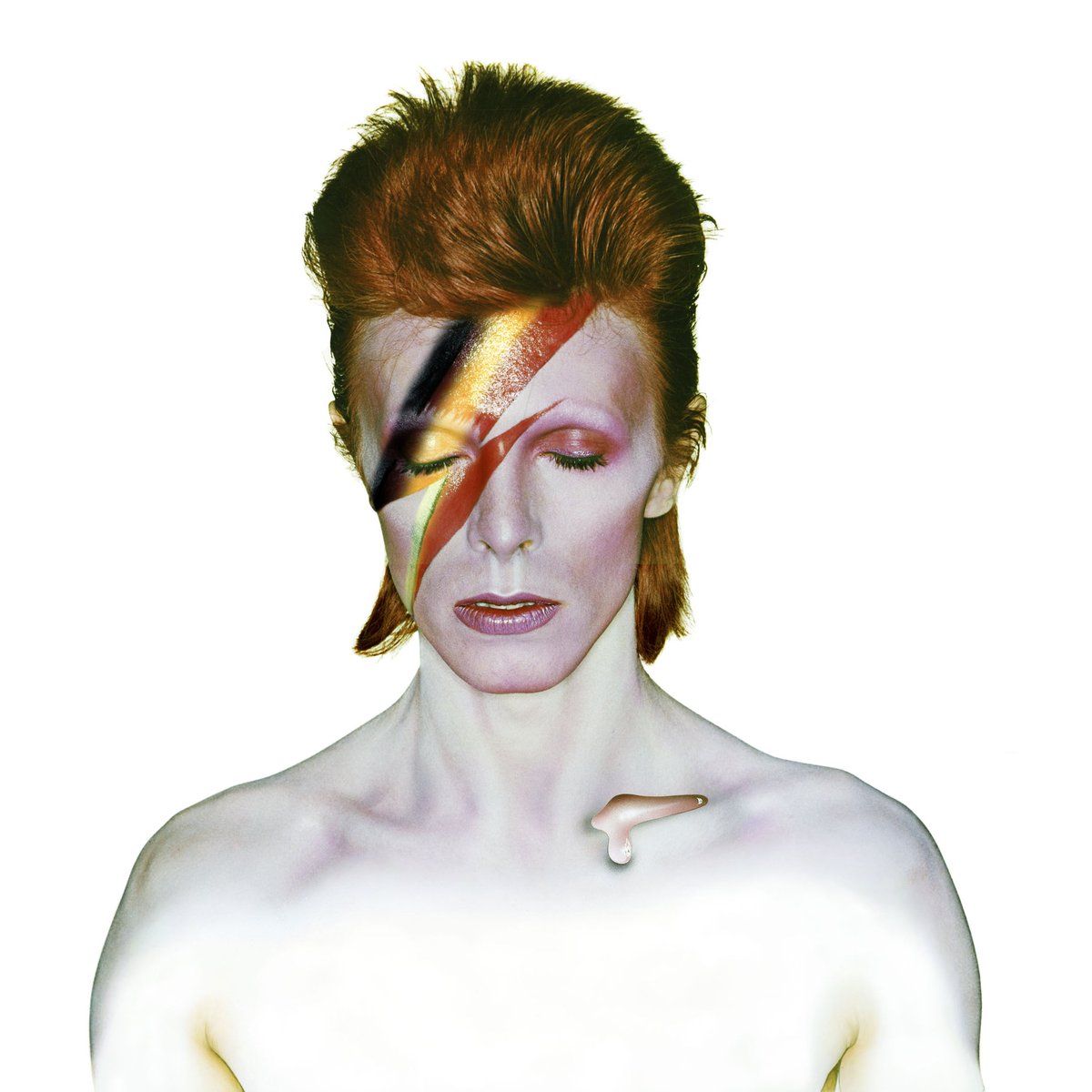 WhyWayfinding's tweet image. Latest blog: Ian reflects on the passing of David Bowie and the Bromley roots they shared: ow.ly/X1C8i