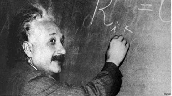 Le onde gravitazionali di Albert Einstein