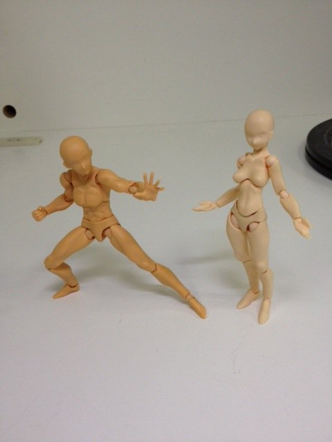 九州デザイナー学院フィギュアデザイン学科 On Twitter ポージングの練習でデッサン人形代わりにfigmaのアーキタイプを使用する事が多いです が 授業後はだいたい変なポーズをとらされてます Https T Co Fmxi5ftec6
