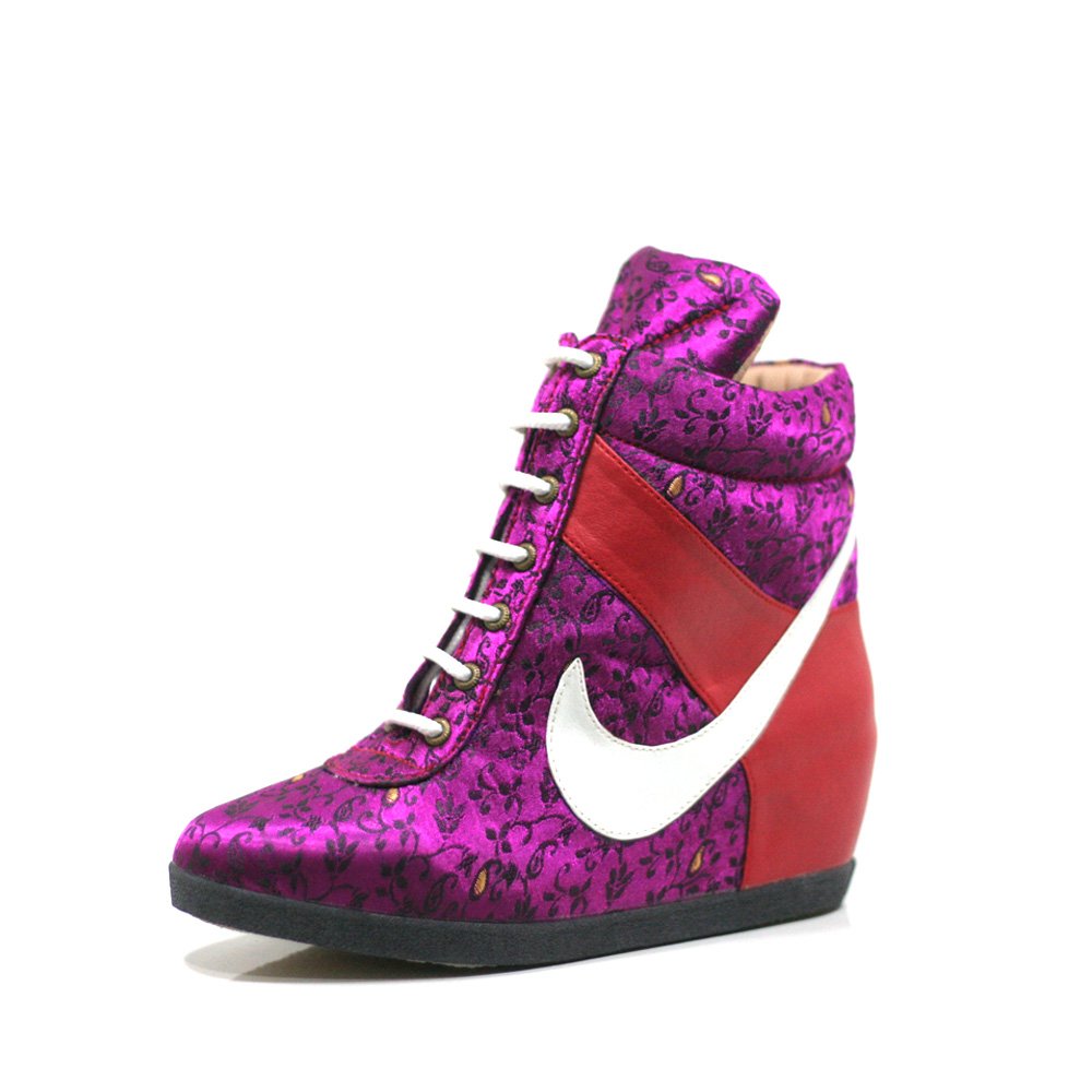 putrayuwana1's tweet photo. "SNEAKER WEDGES PURPLE" for order sms to 0858 42 111201 or line: putrayuwana #Solothok #sologreatsale #soloupdate https://t.co/tB7rxLXC4O
