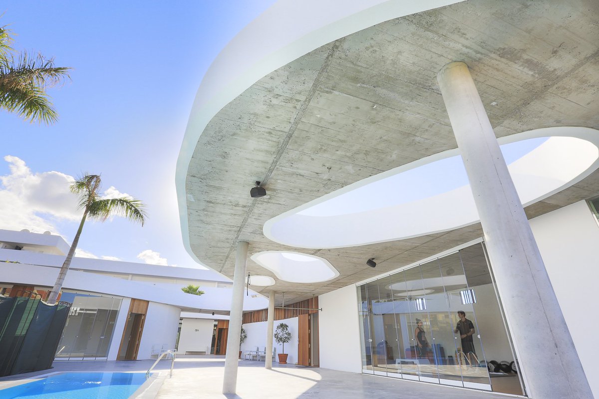 BaobabSuites's tweet image. 14.01 Jueves 9.30 Power Yoga 10.30 BodyArt 11.30 Athletic Condition #sportwithasmile #cardioclass #poweryoga