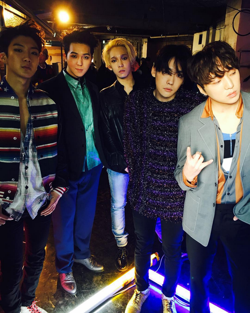 chrissy96_'s tweet photo. [TRANS] 160113 #WINNER W Korea Feb. Issue Teaser #1 (of 8)
https://t.co/umATQBtmnA https://t.co/iO7JLOVb4F