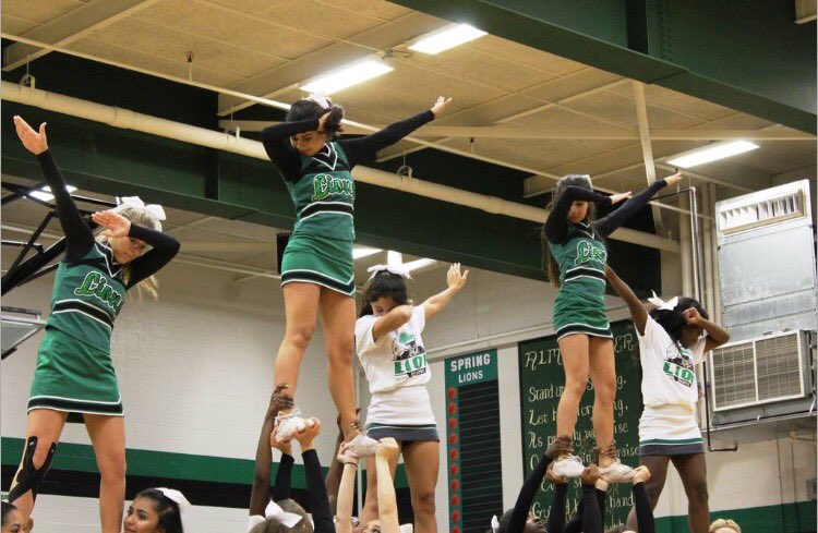 SpringHighCheer's tweet image. The last pep rally 💚