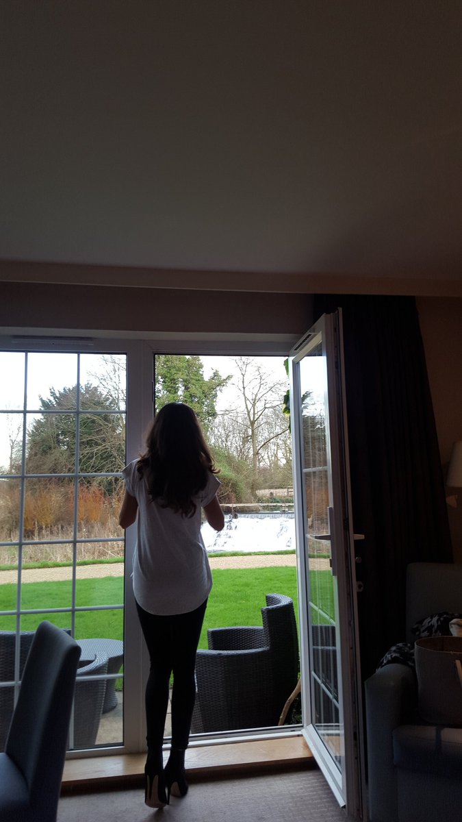 girlygirlsoph's tweet photo. Such a beautiful view from our room .. I could get used to this #champneysspa @champneys xxx https://t.co/V3Dz5P9KRd