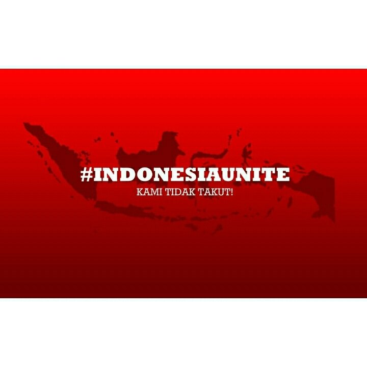 devasianipar's tweet photo. #Indonesiaunite Kami tidak takut! https://t.co/4StNCRtaFF