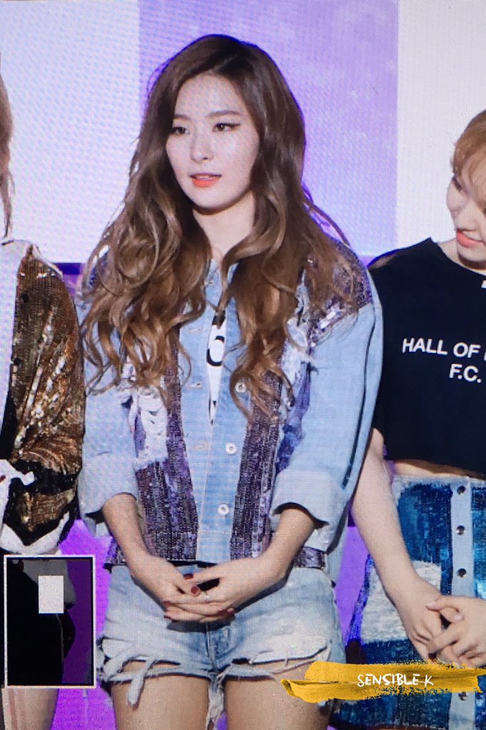 sensible_k's tweet photo. 160114 서울가요대상 #슬기 미모대상;👑 https://t.co/yYNCJx0Fti