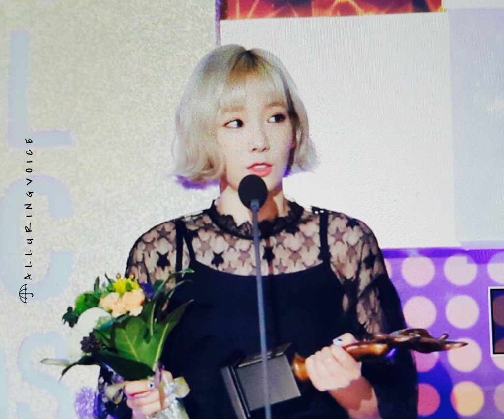 [PIC][14-01-2016]TaeYeon tham dự “25th High1 Seoul Music Awards” vào tối nay CYrV4ktUQAEtNpG