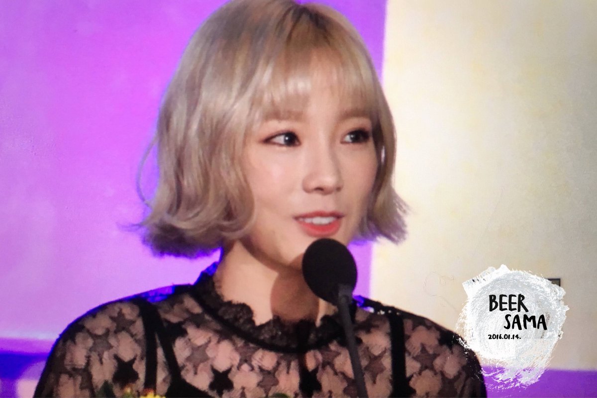 [PIC][14-01-2016]TaeYeon tham dự “25th High1 Seoul Music Awards” vào tối nay CYrbQKVUwAEeV-C