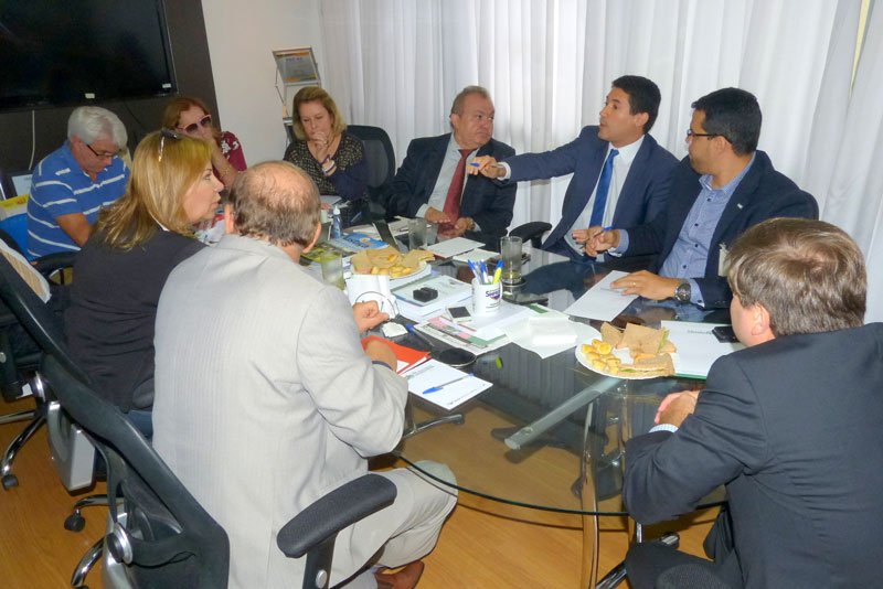 SINPROFAZ's tweet photo. Entidades da Advocacia Pública sem reúnem no SINPROFAZ: https://t.co/86ZW8xGHjM https://t.co/ctrYQYjINu