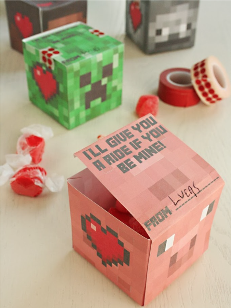 Rubiks_Official's tweet photo. #Valentines prep: the time to craft your 3D @Minecraft Gift Box has arrived... https://t.co/LFosgrYSOv #Minecraft https://t.co/Roo7KG15YX