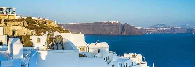 Pile into a rental car in #Athens &amp; see the wonders of contemporary &amp; #ancient #Greece tinyurl.com/z4owcjo