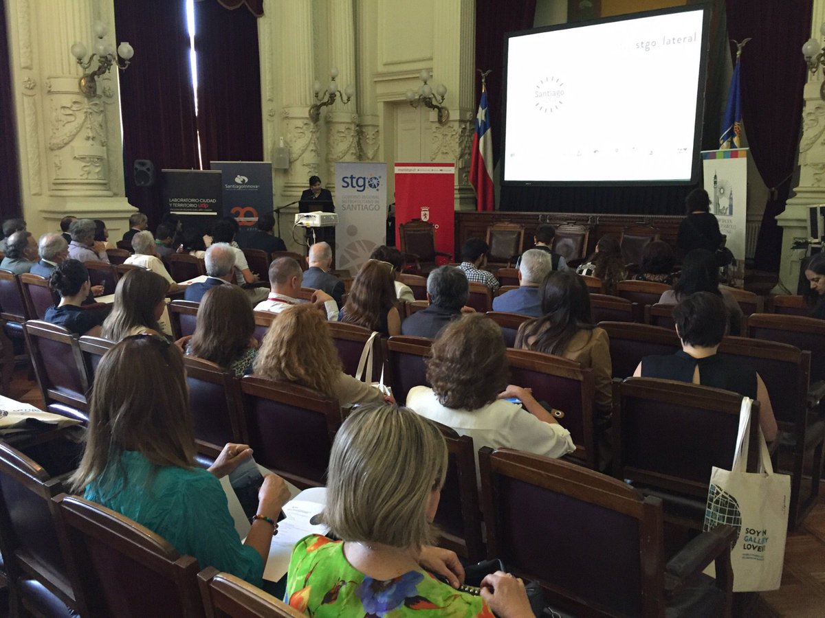 Muni_Stgo's tweet photo. Comienza el seminario "Galerías Comerciales de Santiago: testigos del ayer y protagonistas del mañana" https://t.co/9iiDtu7veT