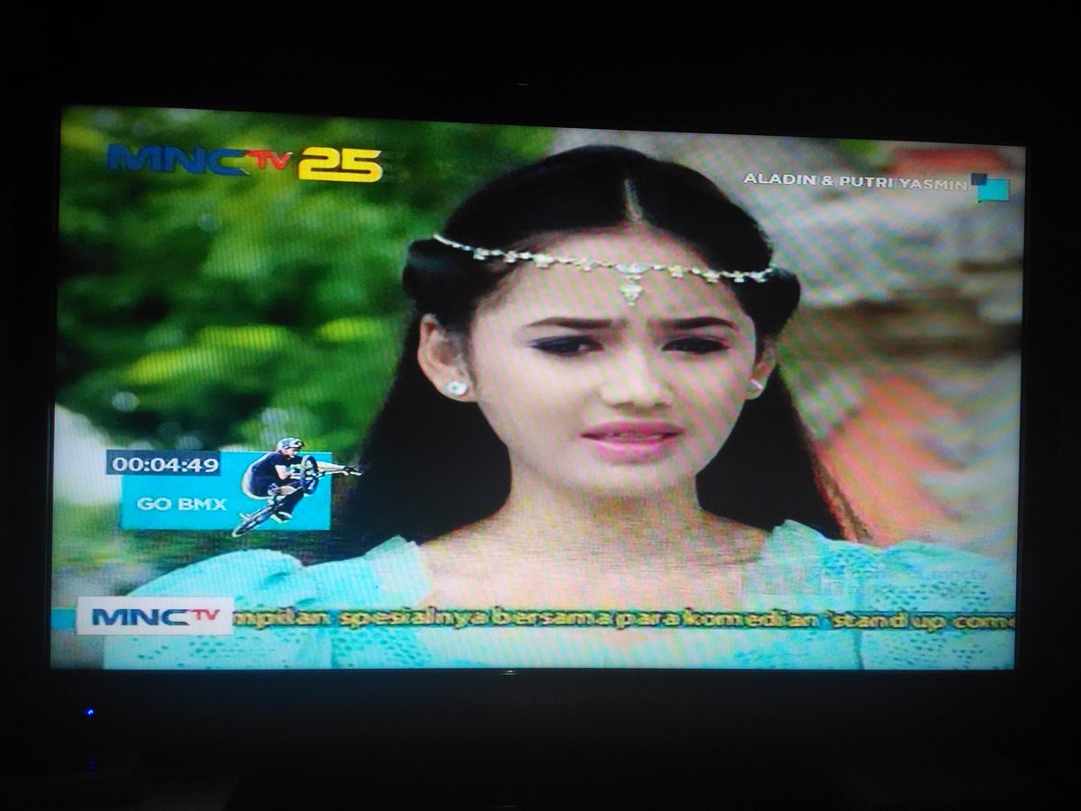 Nurfayza03's tweet photo. @Syifanians_ @syifaasavr tadii udh nonton kaa,filmnya seruuu.sekarang udh udahann;( #AladinDanPutriYasmin https://t.co/ROowBhofNK