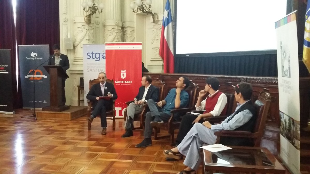 StgoLateral's tweet photo. Comienza el 1er panel "comercio,  turismo e innovación en espacios singulares y comercios singulares" #GalleryLover https://t.co/ijcDF45Dlg