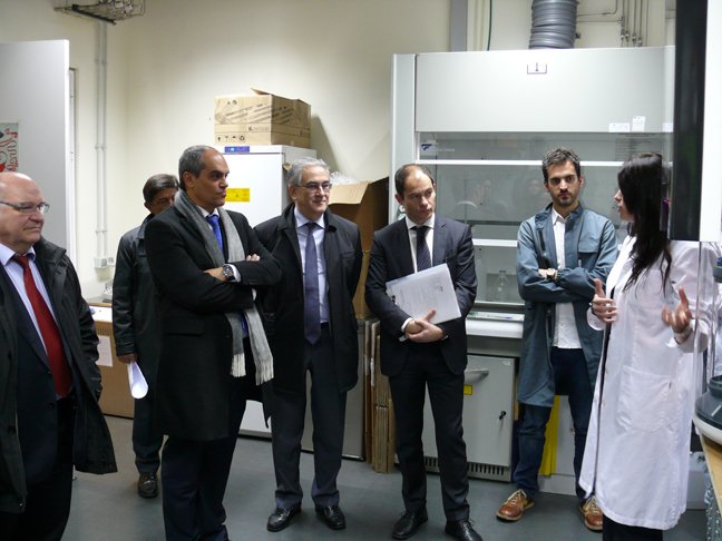 pcmMadrid's tweet photo. Nuestras empresas innovadoras reciben la visita de la @ComunidadMadrid acompañados por @UAM_Madrid y @unicomplutense https://t.co/8PTEVRbrjb
