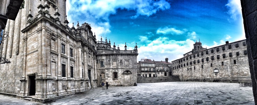 Sofijuliett's tweet image. Vivir en Santiago qué bonito é! #GaliciaCalidade #Galifornia #OrgulloDeCidade