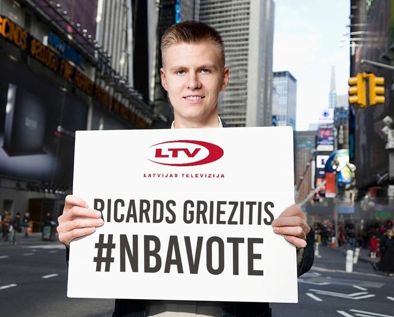 Paldies par atbalstu, <a href="/kporzee/">Kristaps Porzingis</a>! Mums ir palikušas tikai pāris dienas līdz balsojuma beigām!🏀 #NBAVote