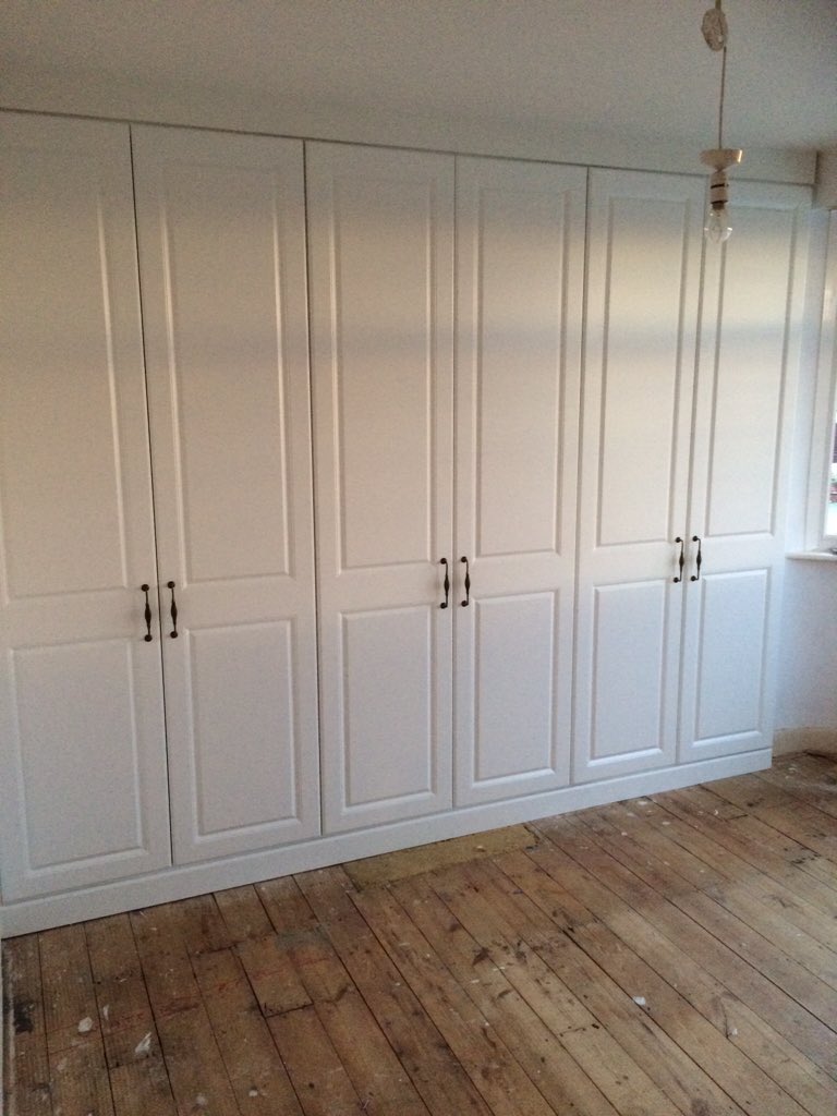 wardrobes_kent's tweet photo. #fittedwardrobes #bedsidechest just fitted in sidcup #kent #fittedwardrobesinkent https://t.co/8YxHbjB9AN