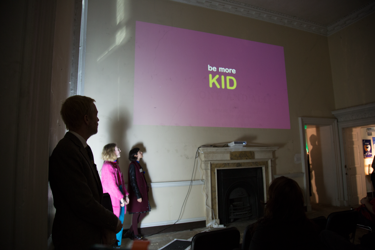 modualworkshop's tweet photo. Awesome first presentation by @_playology – BE MORE KID!!! #Modual #PitchNight https://t.co/PzpUDelzRj