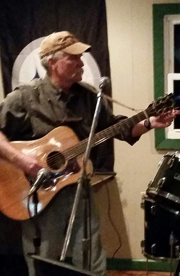 VisitFvilleMD's tweet photo. Fville's own singer/songwriter RobertLeveeSmith tonite on #MainStreet, @KensIrishPub. #730pm https://t.co/0EID6eAy5Y https://t.co/awSKkMDVMo