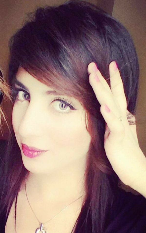 mana18mimi's tweet image. #Magazinarab13HonoreSouhila 
Follow : @SuhilaBnLachhab 
#ManuEmmeneMoiAuSki 
#KeepFitHaveFun 
#NDDL 
#ManuDansLe69