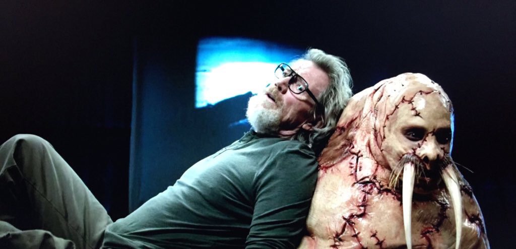 ナハリ Mr タスク セイウチフェチのキチガイ博士に監禁されセイウチ人間に改造される恐怖 ギャグ映画だ T Co 8jupxoxfyg