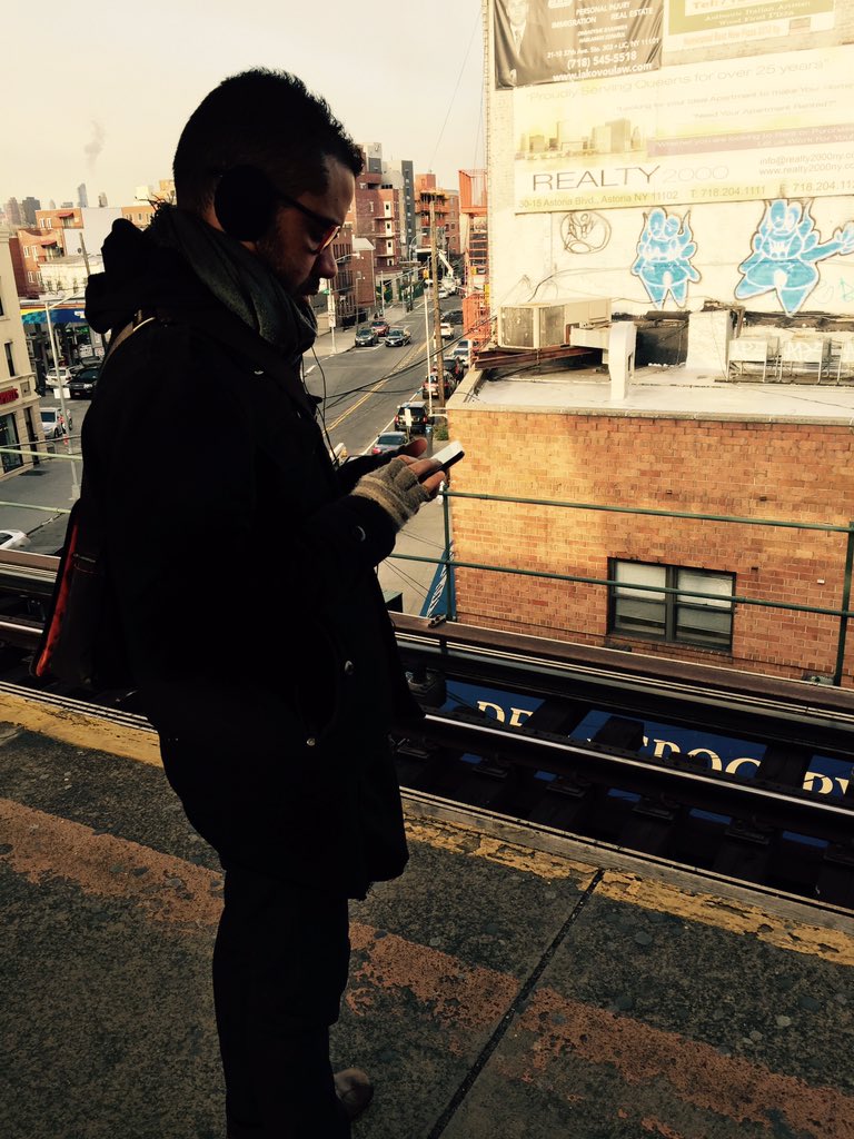 Fingerless mitts is torture to me when it's -15C in #NYC! #justsaying - try a #smartglove