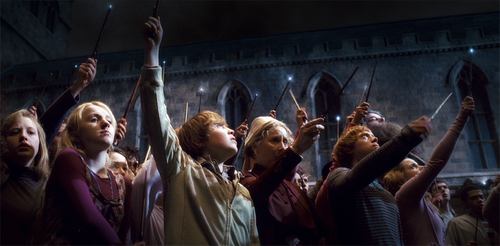 MuggleNet's tweet photo. Wands up for one of the world’s greatest actors #RIPAlanRickman https://t.co/dUAW2cqrnW