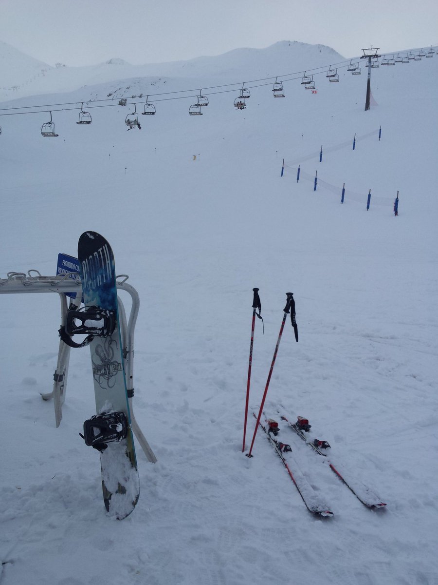 Gran día en <a href="/Astunesqui/">Astún</a> 
Da gusto volver a la estación en la que aprendí hace ya años⛷🏂