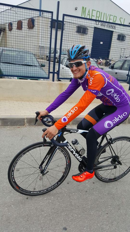 sportmed_es's tweet image. Primeras pedaladas de los ciclistas del @AldroTeam con sus @diamantdmt :R1. #DMTTechnology #DMTRevolution