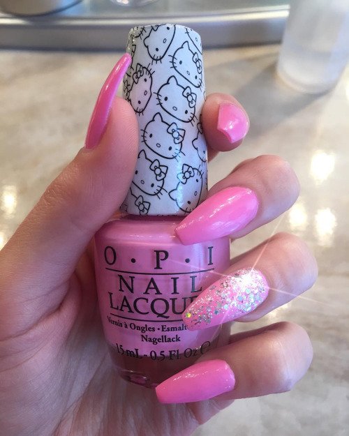 _Acrylic_Nails's tweet image. By @ashleycraig118: #hellokitty #opicollection #prettypink... ift.tt/1ORnZvy #acrylicnails #nailart