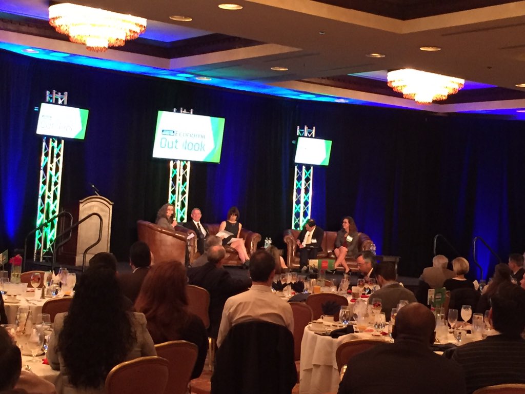 hautepreneurs's tweet image. Our Cofounder, @jessmathews, takes the stage at @ABQBizFirst #NMeconOutlook