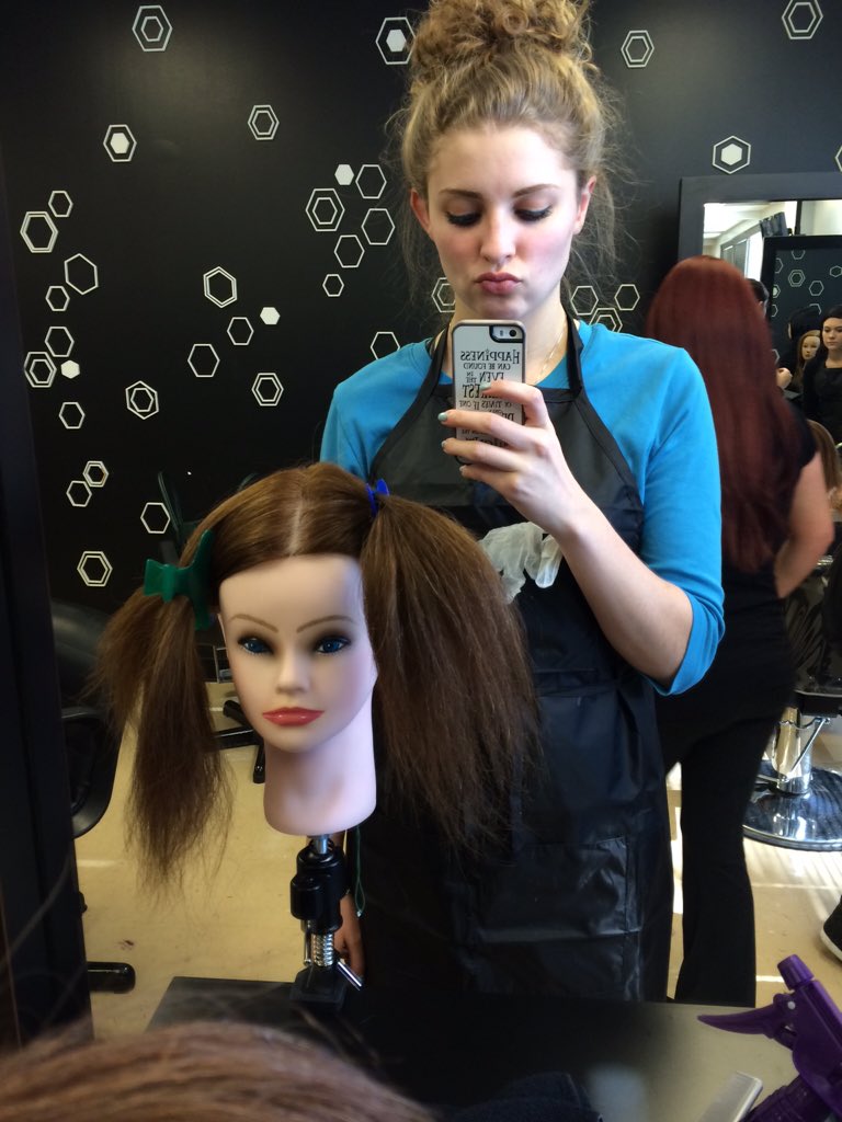 caboosecurls's tweet image. First two before and last two after. #colormepretty #color #hairdye #school #cosmetology #haircolor #hair #brunette