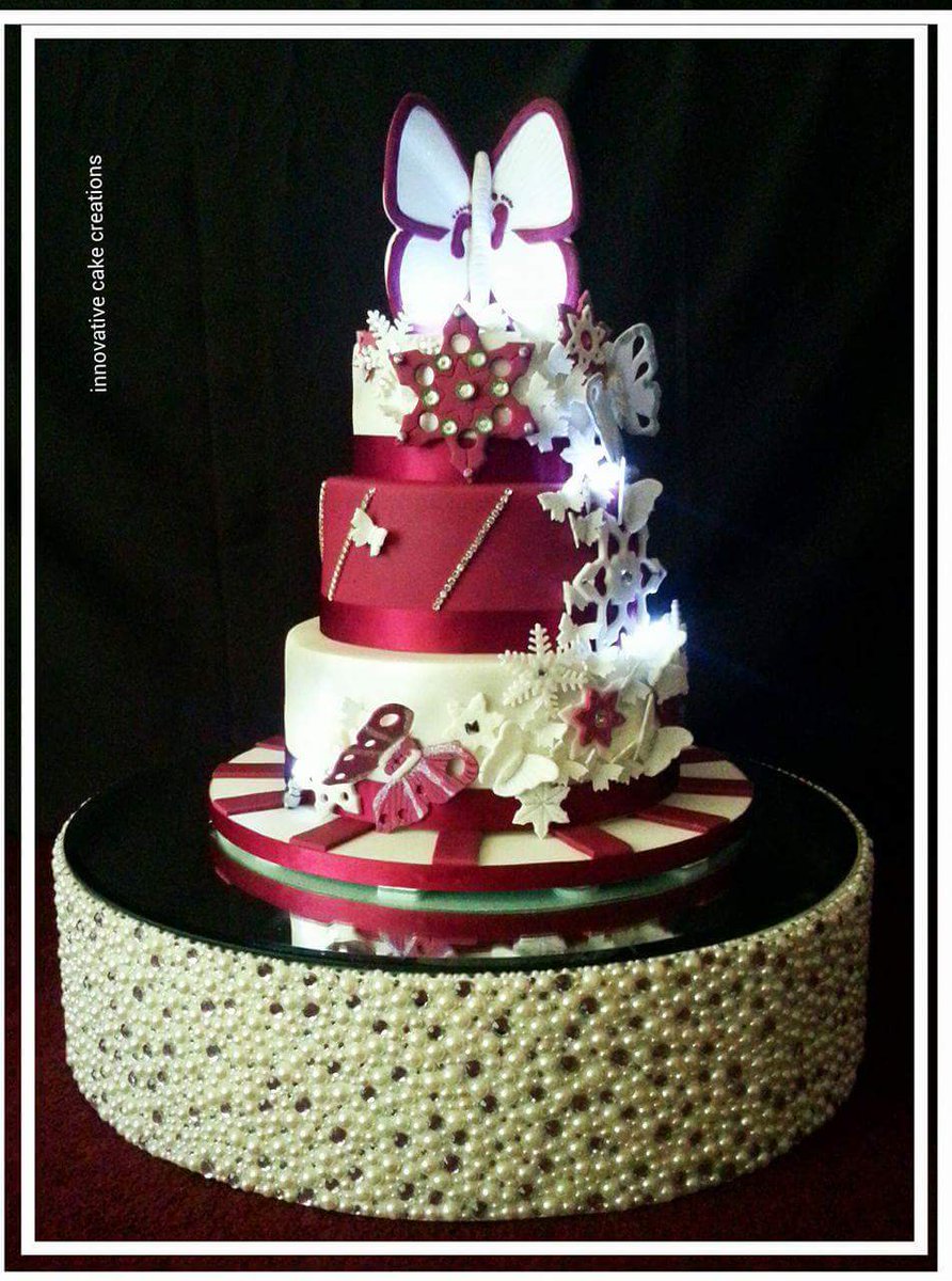 lesleysteel13's tweet image. £100 off wedding cakes . #seftonhour  #chesterhour