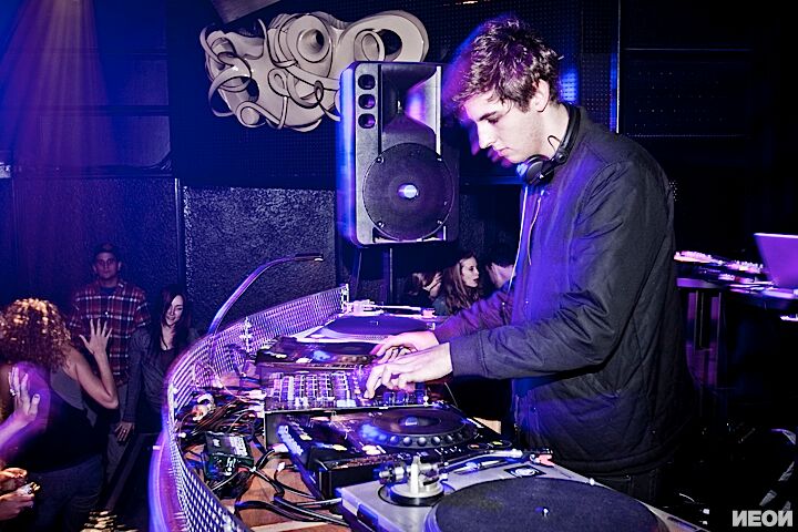 #tbt @jamie___xx at @LeBelmont back in 2010. What a night that was!