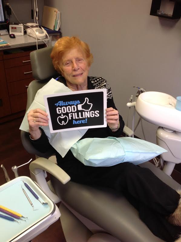 BGDentalArts's tweet photo. Always good #fillings when Barbara is in the house! #MySocialPractice #Dentist #Dentistry #WestOrangeNJDentalOffice https://t.co/9XfDmtg2w5