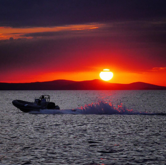 Discover_Cro's tweet photo. Spectacular sunset in #Zadar. What a sight! https://t.co/3YvY1sv49B