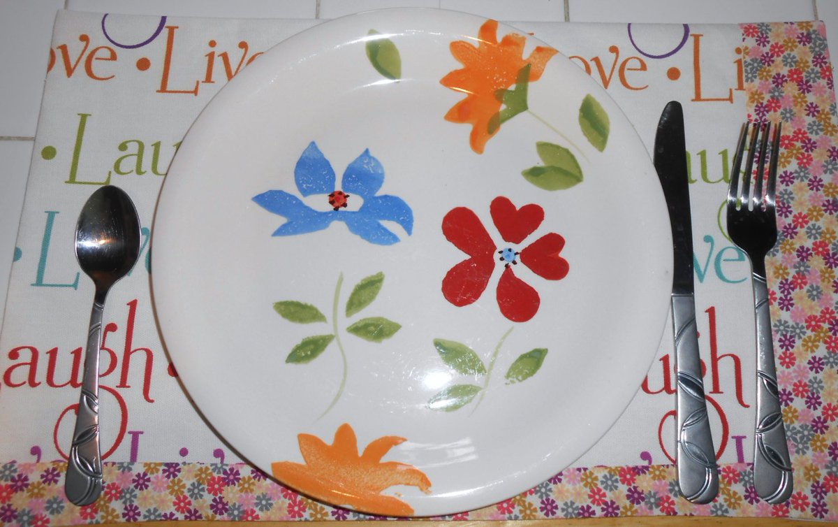 coldstreamcraft's tweet image. Live Laugh Love, 4pc Placemat Set tuppu.net/d471592b #Etsy #SpringTableDecor