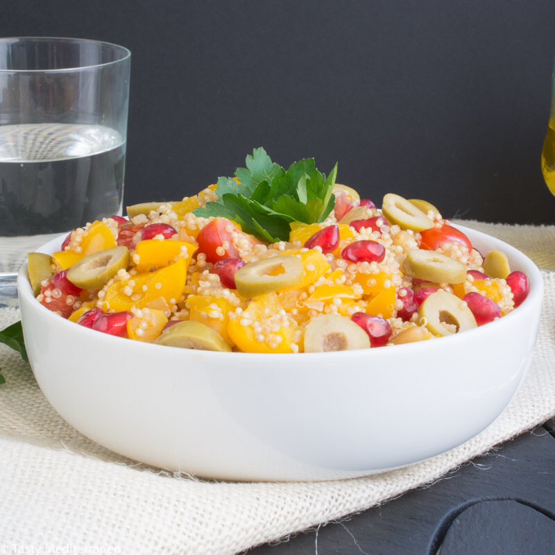 TastyMditrraneo's tweet image. Is eating #healthy a #2016Resolution ?See my #vegan #quinoa #salad #recipe @IrishBloggerA 🌱❤️goo.gl/IFW1lb