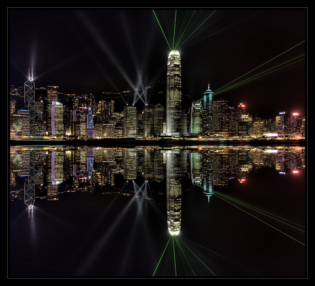 J_Collingridge's tweet photo. Hong Kong #architecture #photography #HongKong https://t.co/QC5DqIDk0n https://t.co/K0vJi1M2Hj
