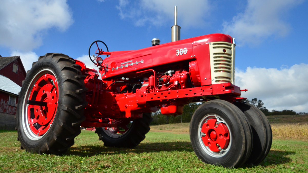 This 1956 Farmall 300 is headed to the #GoneFarmin #SpringClassic2016 as Lot S19.
goo.gl/KMXZNk