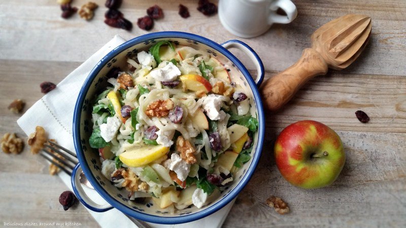 SimoneBrenneis's tweet photo. Kohlrabi- Apfelsalat mit Ziegenkäse und Cranberries https://t.co/GvcypyAOLX https://t.co/PaqyzwnRqu