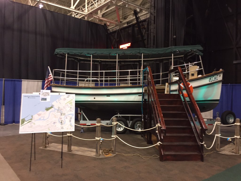JRodMcC's tweet photo. Come visit the @clevemetroparks at the MidAmerica Boat Show @ixcenter #WaterTaxi #NatureTracks https://t.co/EaQ2YjNvFy