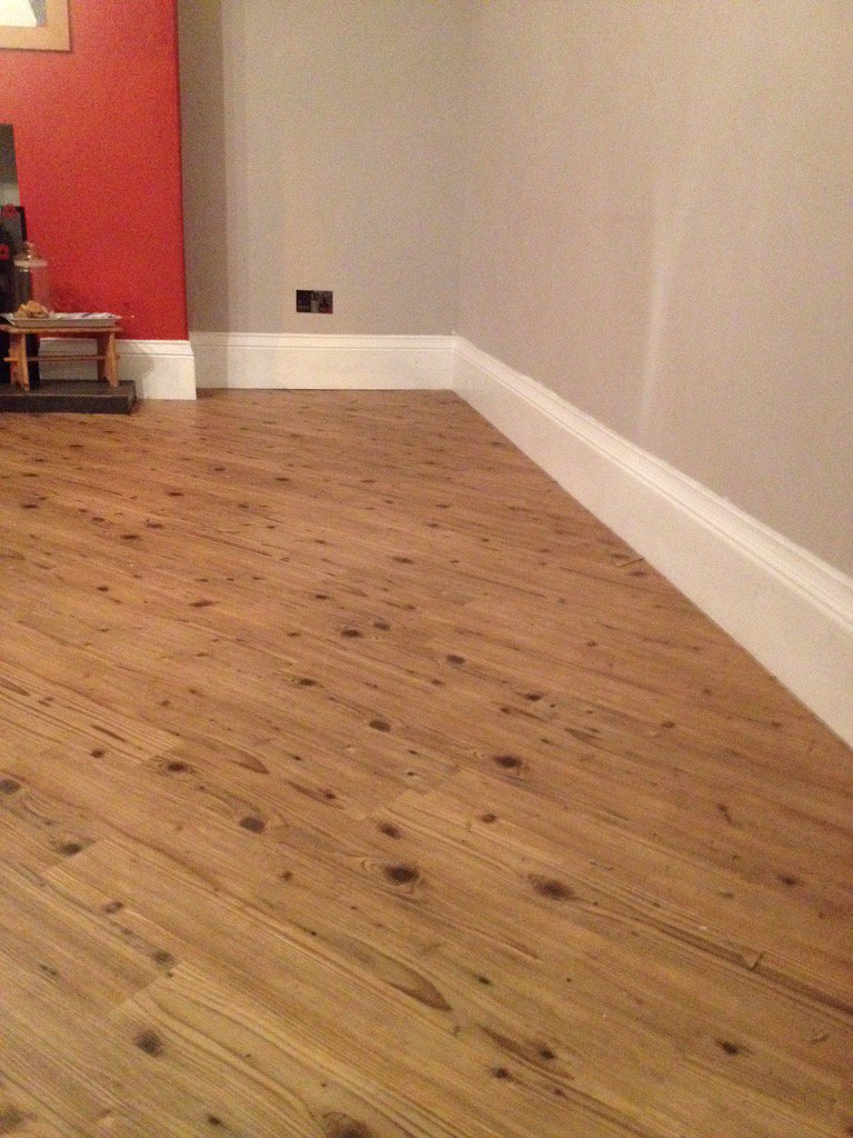lee_cottam's tweet photo. @karndean #knighttile #flooring #fitted for @MagnaKitchens in #colwynbay #northwales https://t.co/xlJ8R7IpXx