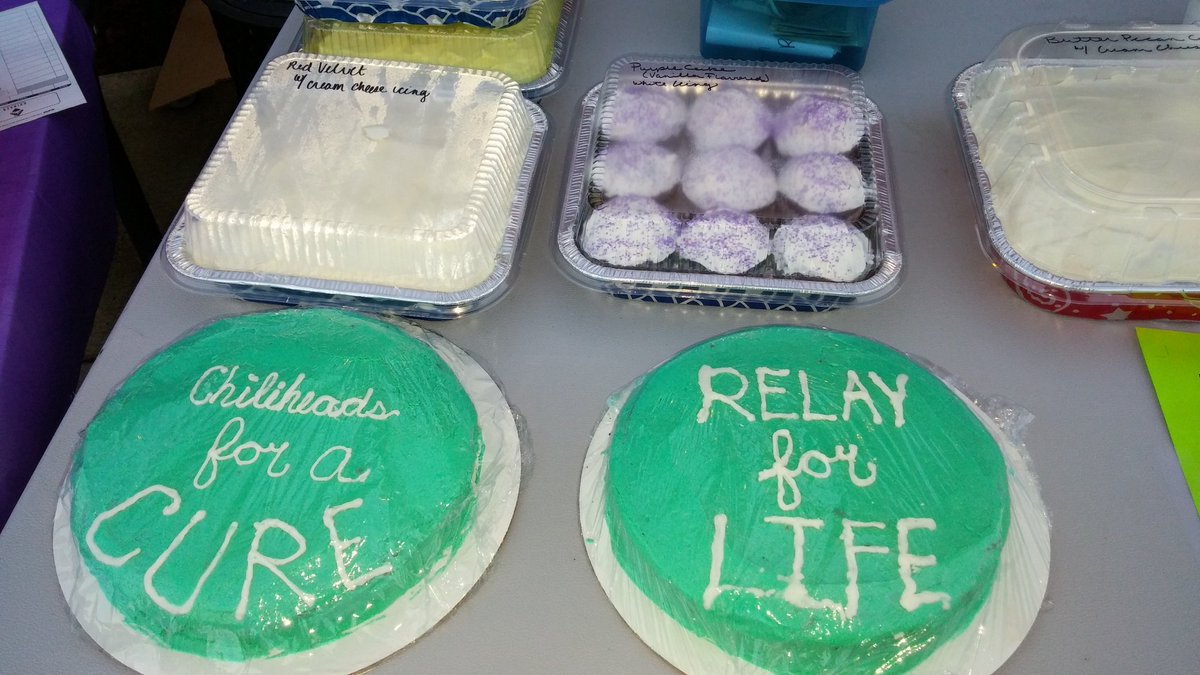 Mercedes_C15's tweet photo. Come & check bake sale! #givebackevent for #chiliheadsforacure @ #chilisangleton @Mechols1969 #relayforlife https://t.co/JM6SZQ2mi6