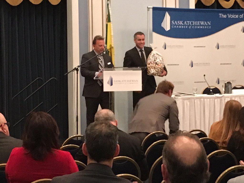MrMcFarlen's tweet image. Thanks to @SaskChamber for gifting basket of @globalstanceja @StringedBags @SilkNaturalBath to @cambroten! @JASask