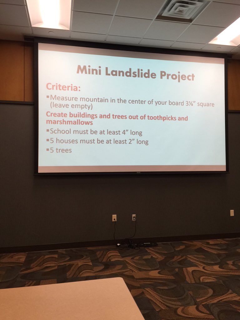 Stephdw2414's tweet photo. Mini Landslide Project at #purduestem with @lauriemarie6 https://t.co/aMtDuPTGnu